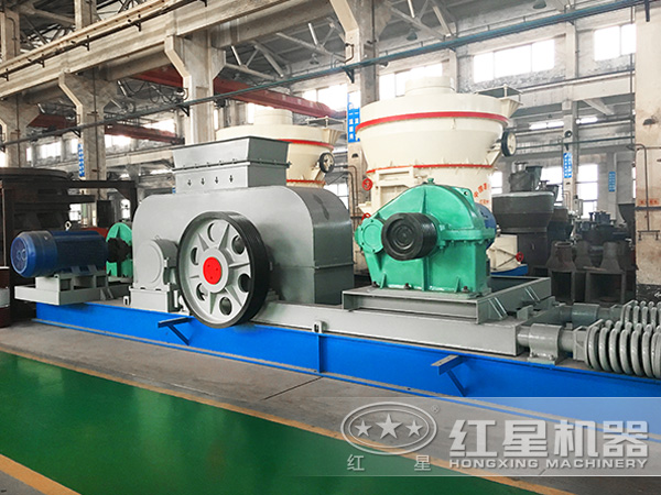 四輥破碎機效能高作業(yè)、噪音小