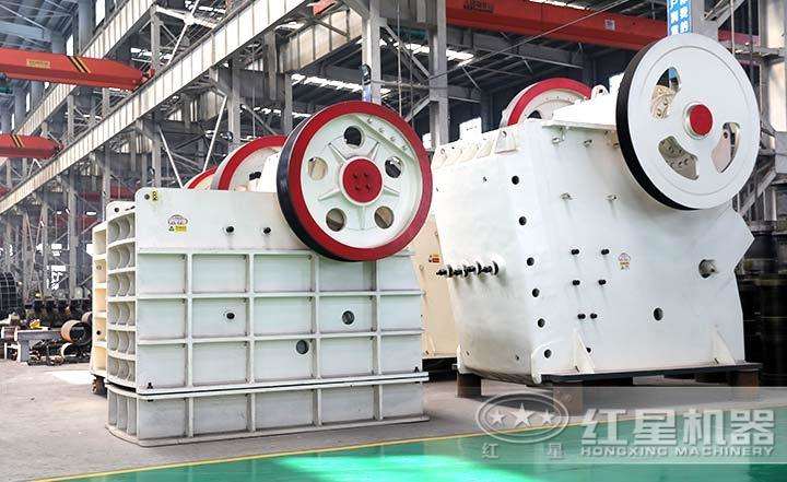 1060系列顎破機，時產(chǎn)量110-390噸